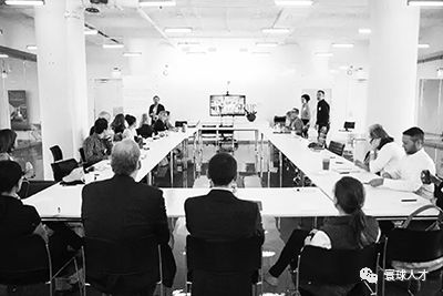 創(chuàng)新引擎與專業(yè)設(shè)計(jì) 美國發(fā)展路徑的雙輪驅(qū)動